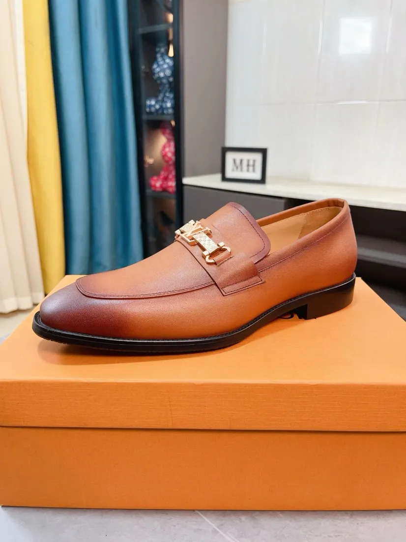 Men's men's shoes 💰500🌸🌸 [Louis Vuitton (LV)] High-end business formal leather shoes 🍀 luxurious and elegant style, both practicality and style, professional focus on details and quality, counter original 1⃣️: 1⃣️ ultra-accurate reproduction 👍🏻! Material: The upper is made of imported original calfskin➕imported Italian cowhide leather. Original anti-slip and wear-resistant outsole! Code number: 38--44 (45 customized)